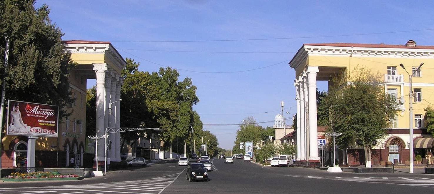 Дома на площади Бешагач